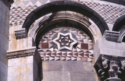 Design on Pisa Duomo